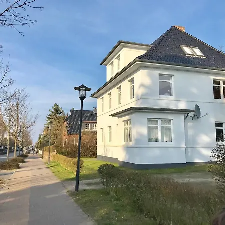 Geraeumige Maritime In Daire *